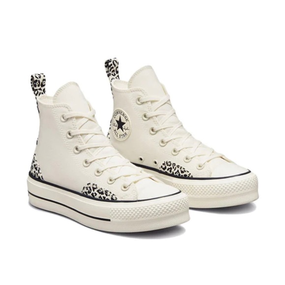 Converse Shoes - 🛍️Converse Chuck Taylor All Star Lift Platform Animalier
Women's🛍️